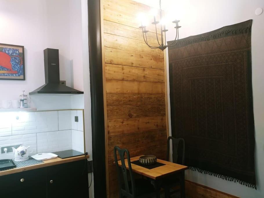 Cozy Studio-Apartment In The Center Of Tbilisi Buitenkant foto